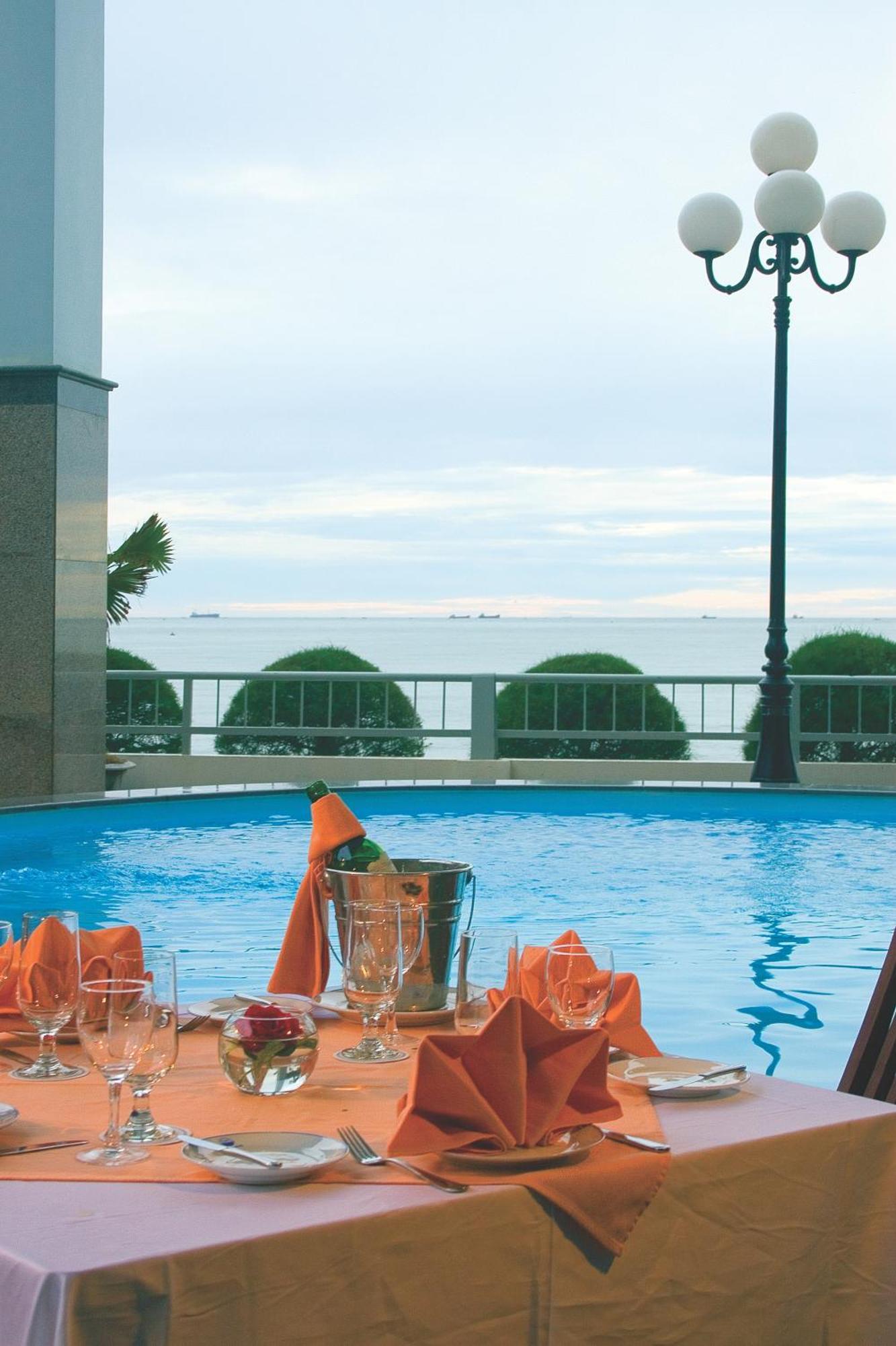 Seagull Hotel Quy Nhon Exteriör bild